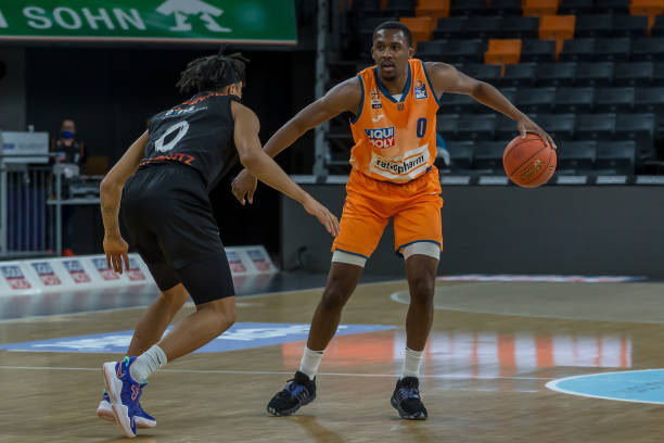 但复出在即 但复出在即