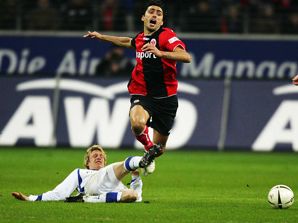 他不断刷新 他不断刷新